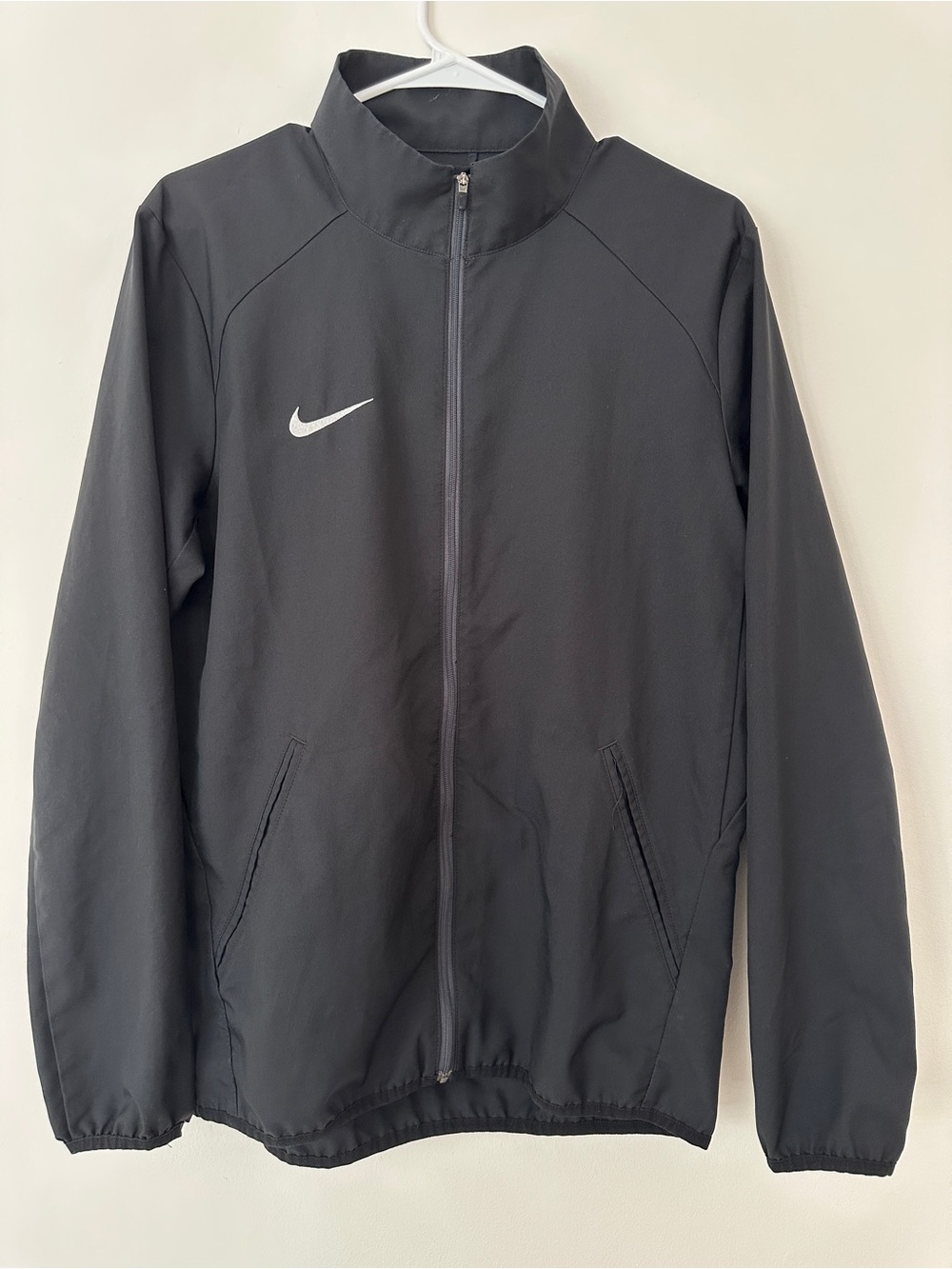 Nike Dri-FIT Womens Small Black Full Zip Track Jacket Swoosh Athletic Running S